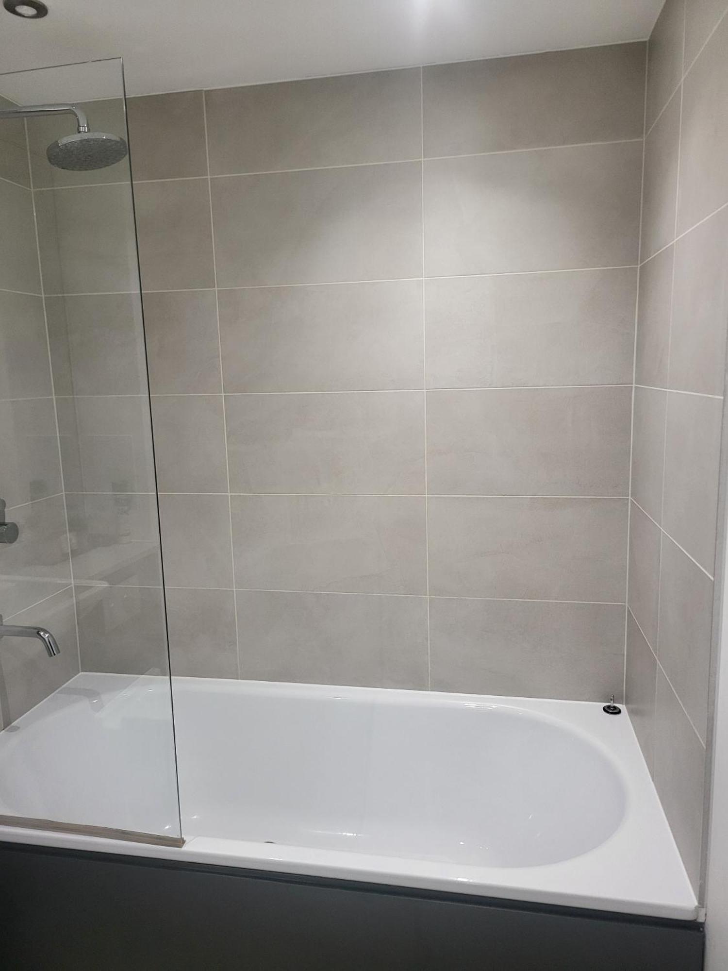 Kayz Lodge- Luxury Ensuite-Private & Shared Accommodation In A New House At The Olympic Village Overlooking Stratford Westfield And Tube Station Londen Kamer foto