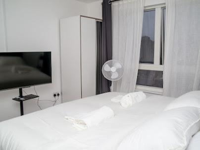Kayz Lodge- Luxury Ensuite-Private & Shared Accommodation In A New House At The Olympic Village Overlooking Stratford Westfield And Tube Station Londen Kamer foto