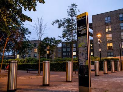 Kayz Lodge- Luxury Ensuite-Private & Shared Accommodation In A New House At The Olympic Village Overlooking Stratford Westfield And Tube Station Londen Kamer foto